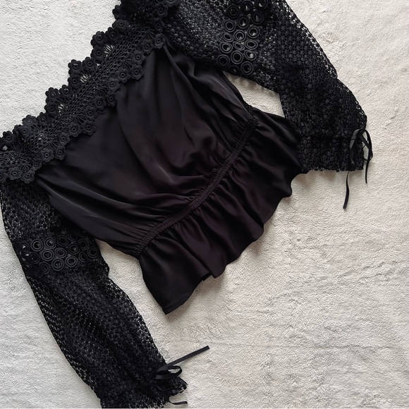Self-Portrait Tops - Self-Portrait Romantic Victorian Guipure Lace Off-Shoulder Blouse Top Black Sz 8